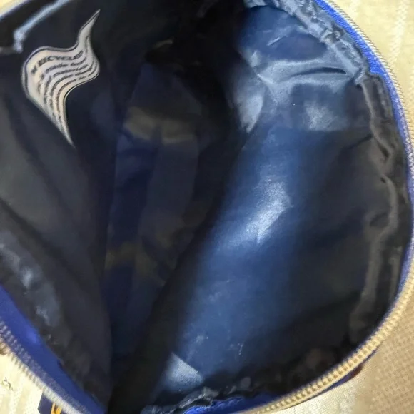 Estée Lauder Blue and Gold Designer Women's Makeup 💄 Bag​ - Picture 3 of 3